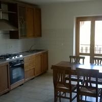 Appartamento con terreno e dependance