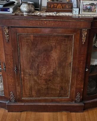 Credenza/vetrinetta stile inglese fine 800