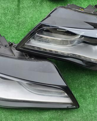 AUDI A8 D4 BI-XENON Fari Fanali Destro Sinistro