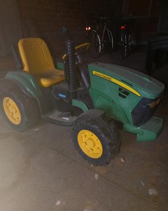 Trattorino elettrico peg perego