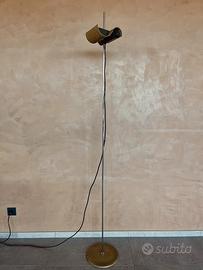 Oluce Dim 333 Lampada da Terra – Vico Magistretti