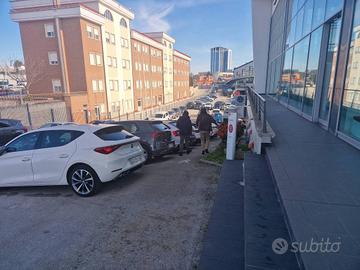 Autosalone con uffici e officina a Campobasso