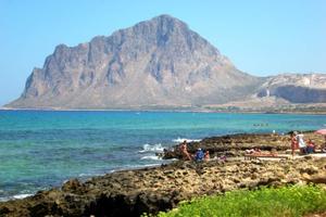 Sicilia terreno in riva al mare ideale x camping