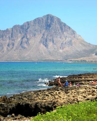 Sicilia terreno in riva al mare ideale x camping