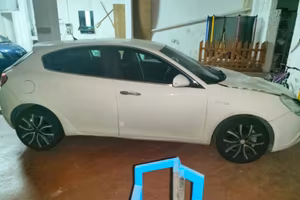 Alfa Romeo Giulietta 1600 jtdm incidentata