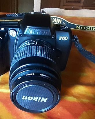 Reflex Nikon F60