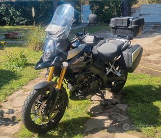 Suzuki V Strom 1000
