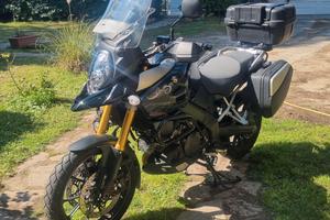 Suzuki V Strom 1000