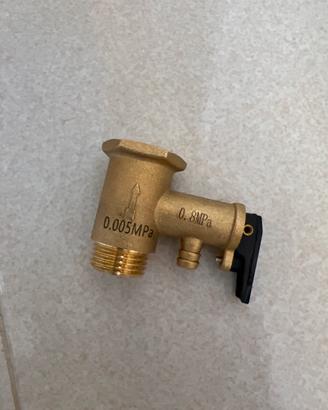 Valvola di sicurezza scaldabagno 0,8 MPa marca AMY
