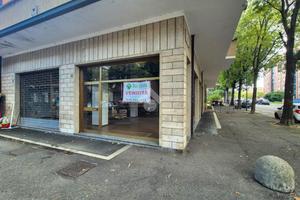NEGOZIO A PIACENZA