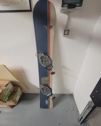 Tavola snowboard Hard Nidecker 