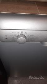 lavastoviglie Ariston 