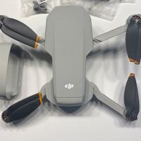 DJI Mini 2 Fly More Combo - Drone