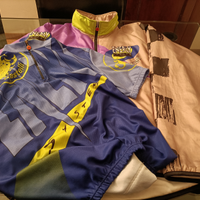 Giubbetto e maglietta "Castelli" ciclismo e sport