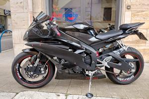 Yamaha yzf r6 sportiva scarico sc km 17000