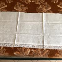 Antica tovaglia da Santella ricamata