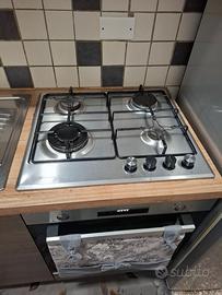 Cucina completa  più forno e piano cottura