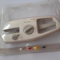attacca bottoni portatile Singer Button Magic B110