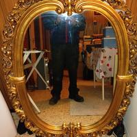 specchi con cornice in legno intarsiato 