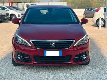 Peugeot 308 Berlina 1.5 130CV Allure
