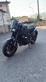 Yamaha MT-09 2017 accessoriata – Valuto  R6