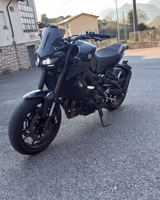 Yamaha MT-09 2017 accessoriata – Valuto  R6