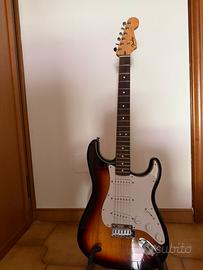 Fender Standard Stratocaster SSS Sunburst