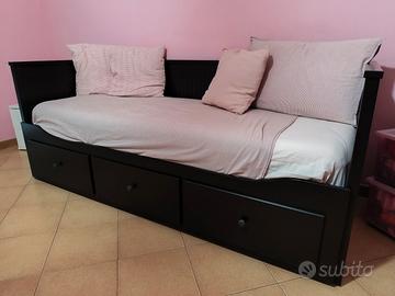 Letto singolo / matrimoniale / Divano