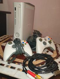 Xbox 360 Fat - 300GB con 2 Controller