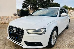 Audi A4 Avant 2.0 TDI - PERFETTA - 2012