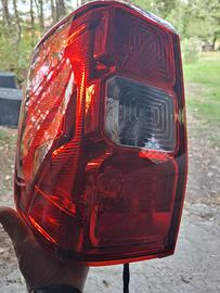 FARI POSTERIORI FORD RANGER 2025