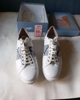 Scarpe sneakers donna, marca TOMASI, numero 40