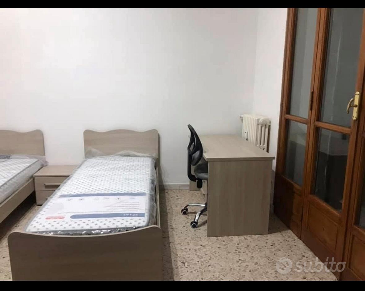 Posto letto in doppia in Nizza Millefonti, foto 4 di 6