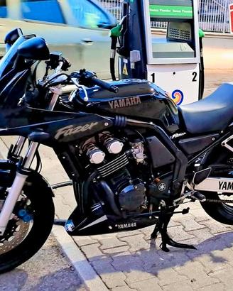  Fazer 600 Yamaha , 1° serie.