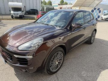 Porsche Platinum Edition 2017