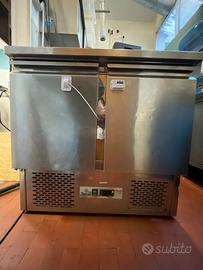 Frigorifero acciaio saladette