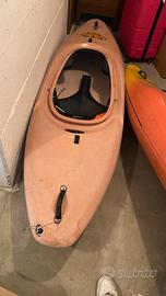 Kayak rainbow zulu