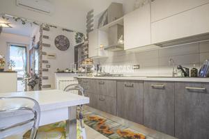 Appartamento a Chiavari Via Parma 4 locali