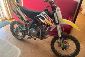 Pit bike 140cc