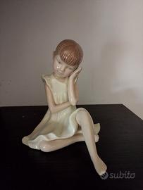 Bambina in porcellana Royal class