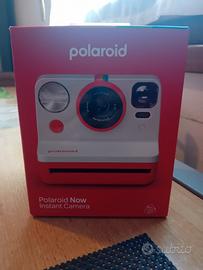 polaroid rossa