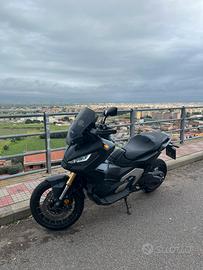 Xadv 750