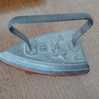 ferro da stiro antico 