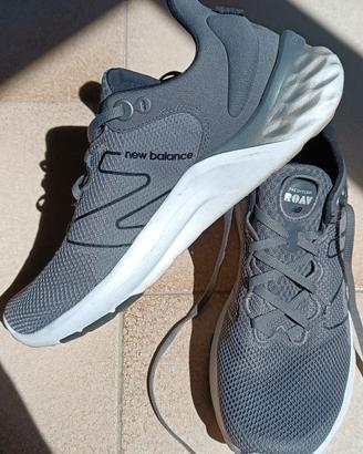 Scarpe New Balance Fresh Foam Roav V2