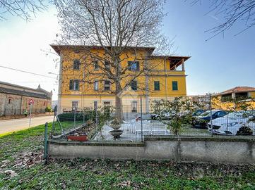 3 LOCALI A PARMA