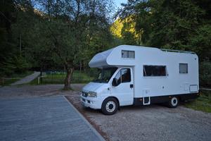 camper Adria coral 630