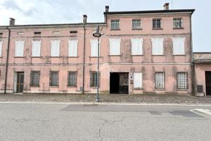 CASA SEMINDIPENDENTE A SAN BENEDETTO PO