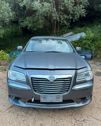 Lancia thema ricambi 2011> 4 serie