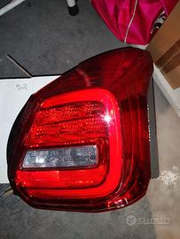 Faro posteriore dx Suzuki Swift