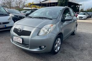 Toyota Yaris 1.3 5 porte m mt navi automatico